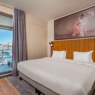 Une chambre de l'hôtel Radisson Blu à Marseille